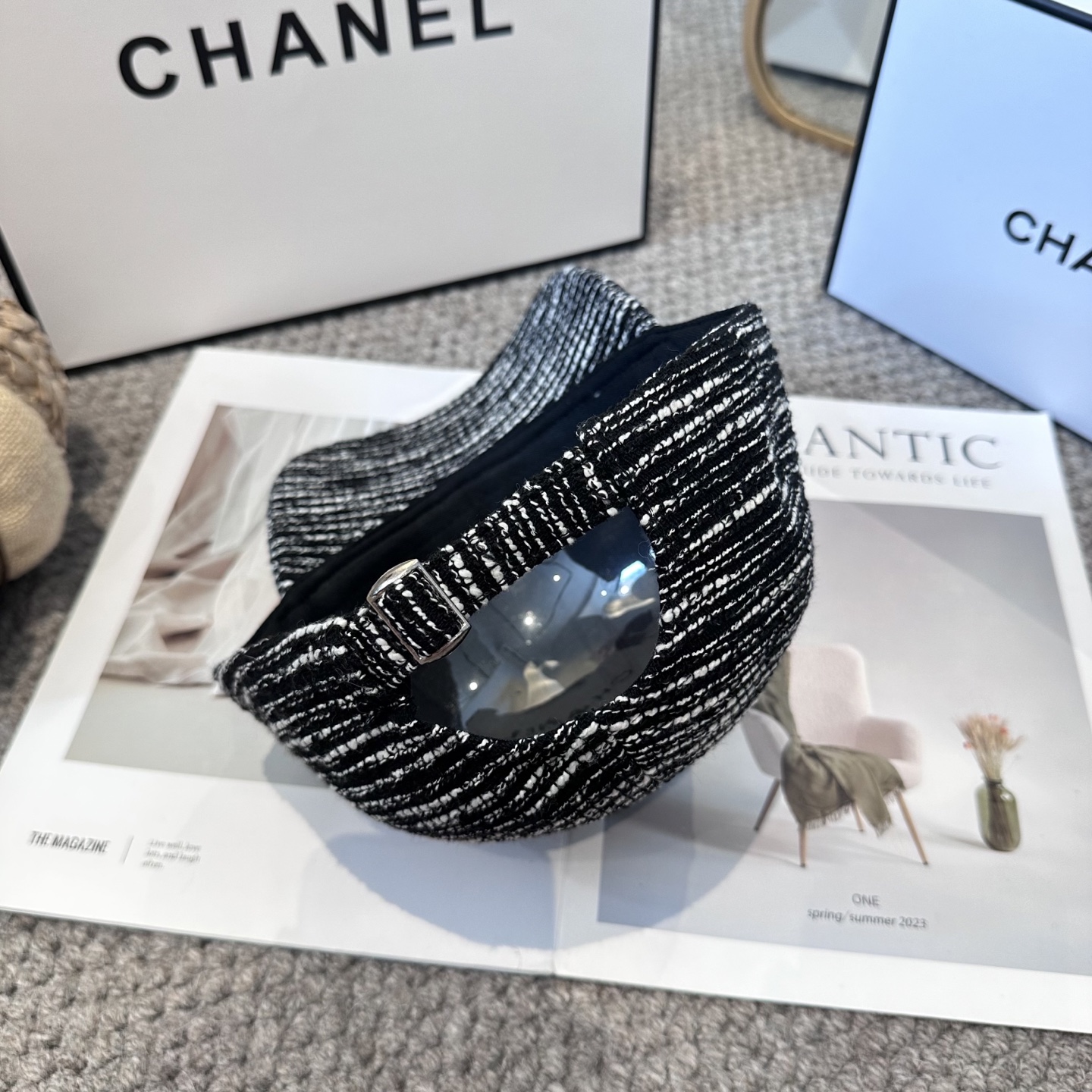  CHANEL香奈儿 新款简约logo棒球帽，新款出货，大牌款超好搭配，赶紧入手！