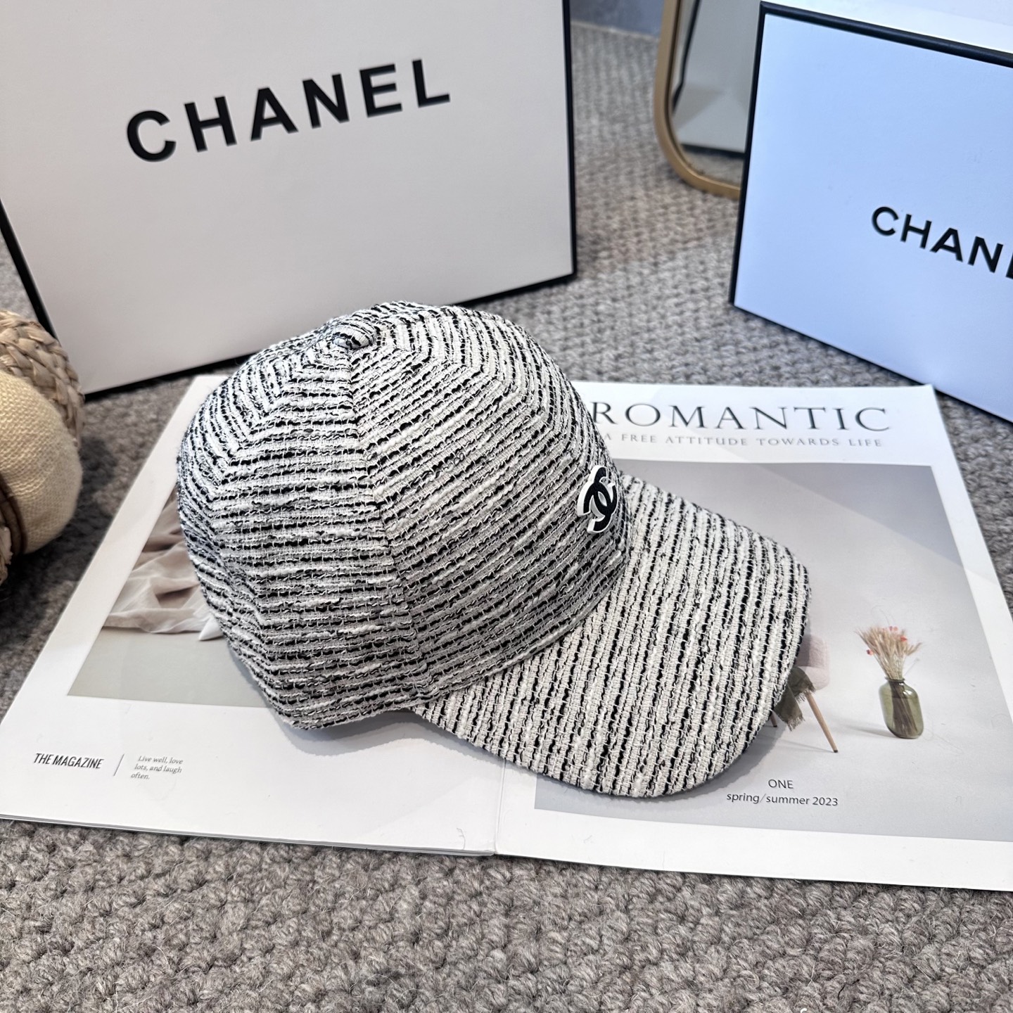  CHANEL香奈儿 新款简约logo棒球帽，新款出货，大牌款超好搭配，赶紧入手！