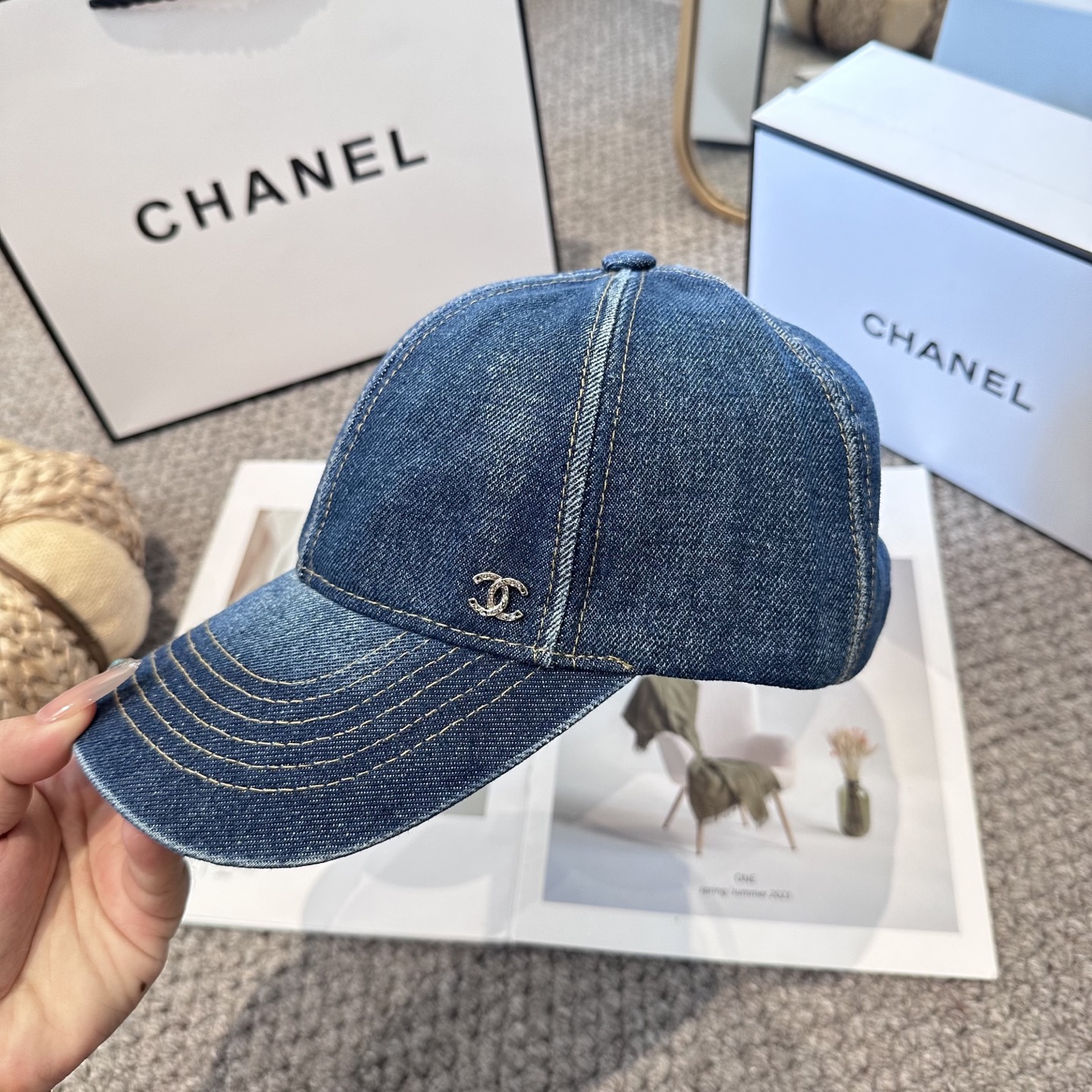CHANEL香奈儿 新款简约logo棒球帽，新款出货，大牌款超好搭配，赶紧入手！
