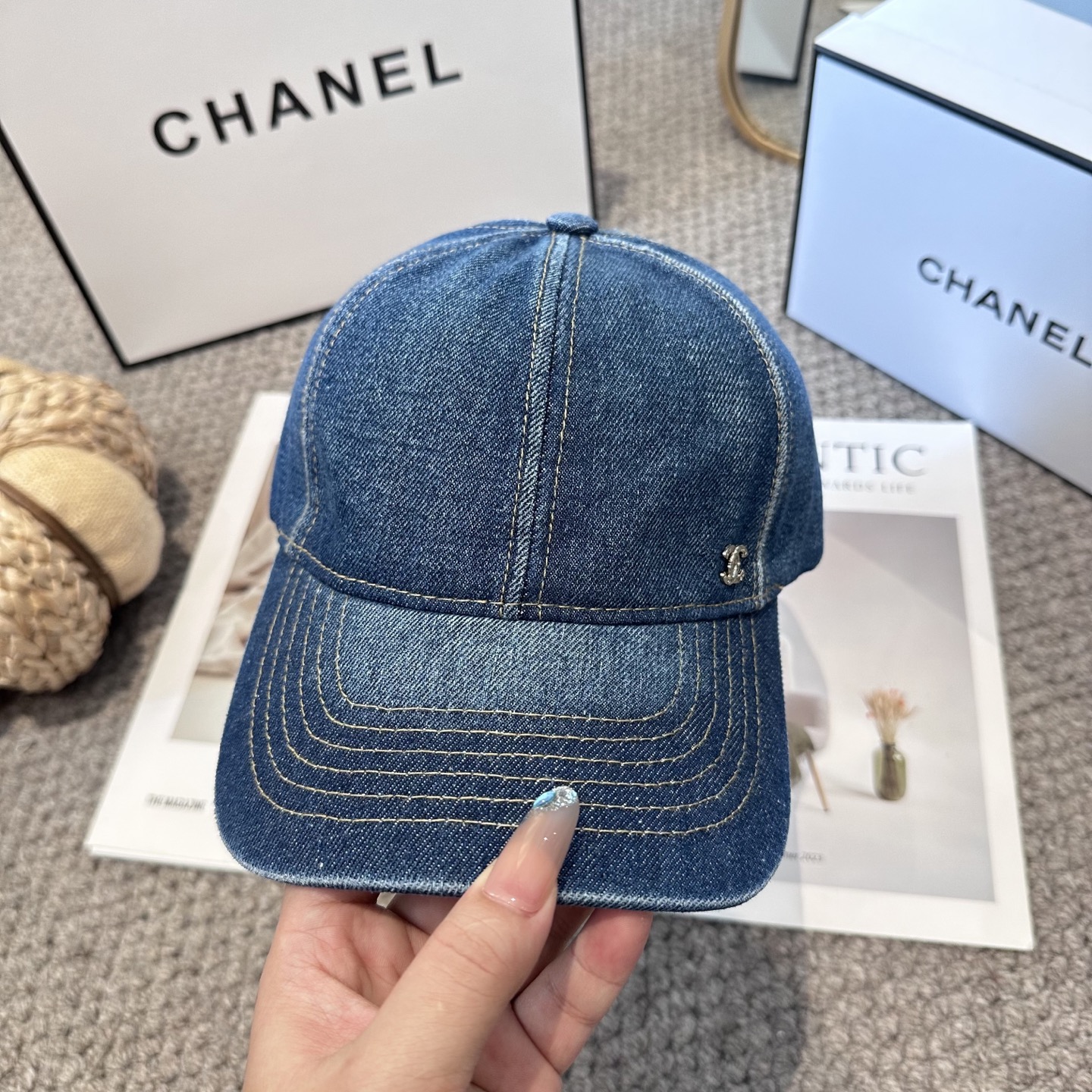 CHANEL香奈儿 新款简约logo棒球帽，新款出货，大牌款超好搭配，赶紧入手！