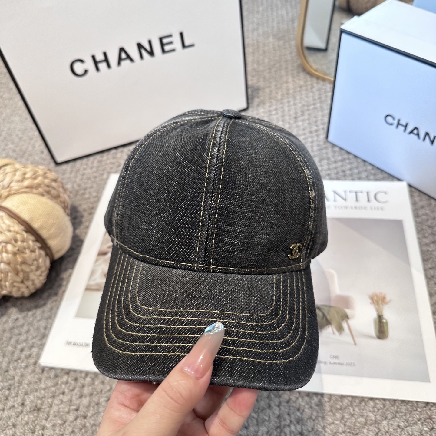 CHANEL香奈儿 新款简约logo棒球帽，新款出货，大牌款超好搭配，赶紧入手！