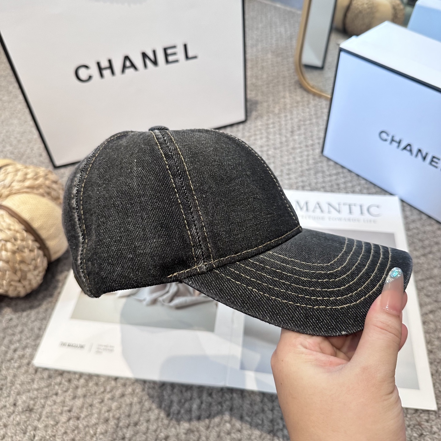 CHANEL香奈儿 新款简约logo棒球帽，新款出货，大牌款超好搭配，赶紧入手！