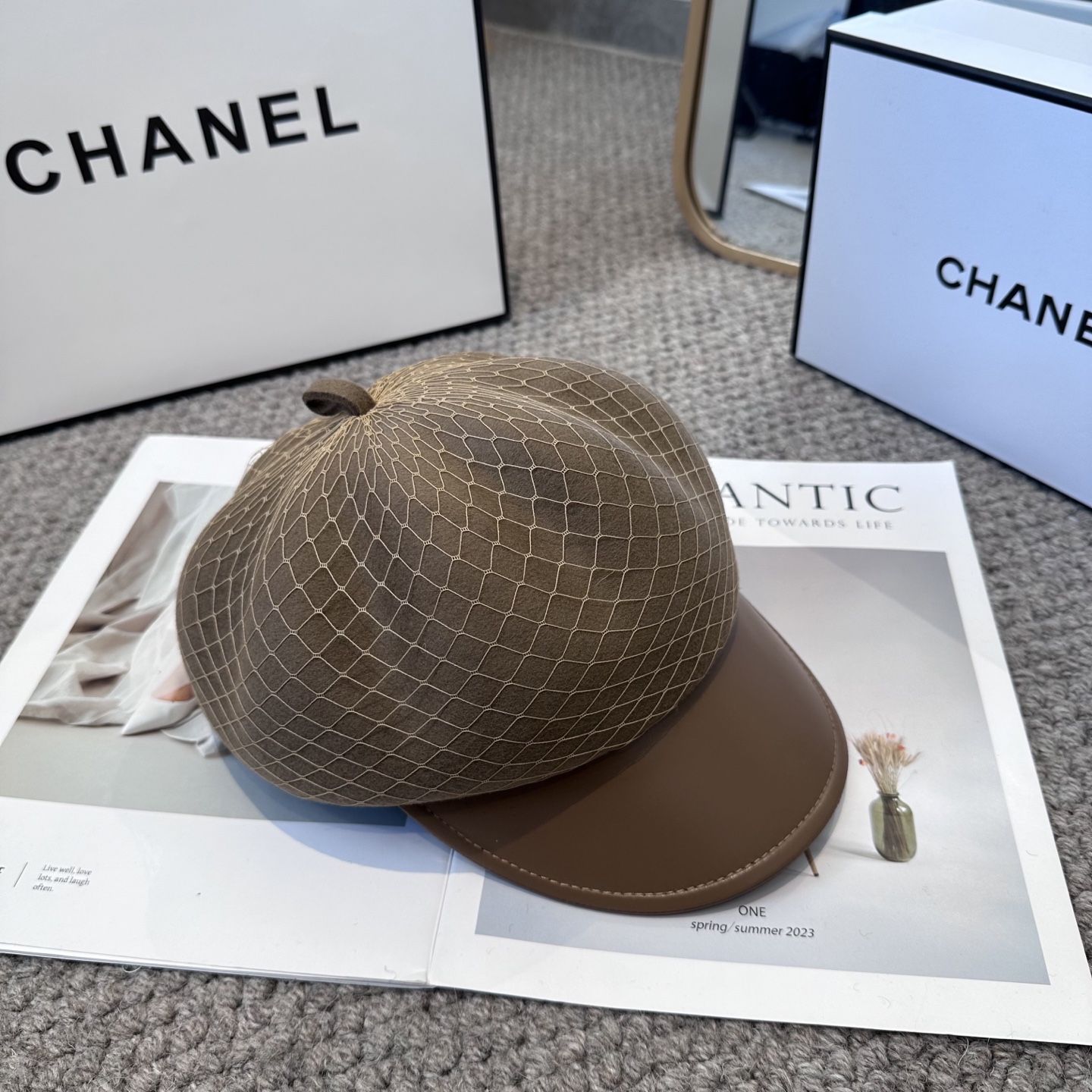  CHANEL 香奈儿 高定新款秋冬款八角帽出货，大牌款超好搭配，赶紧入手！