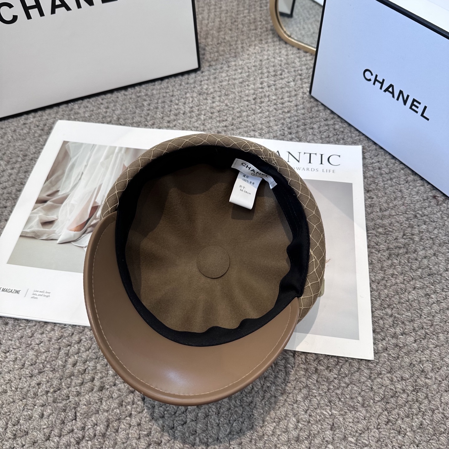  CHANEL 香奈儿 高定新款秋冬款八角帽出货，大牌款超好搭配，赶紧入手！