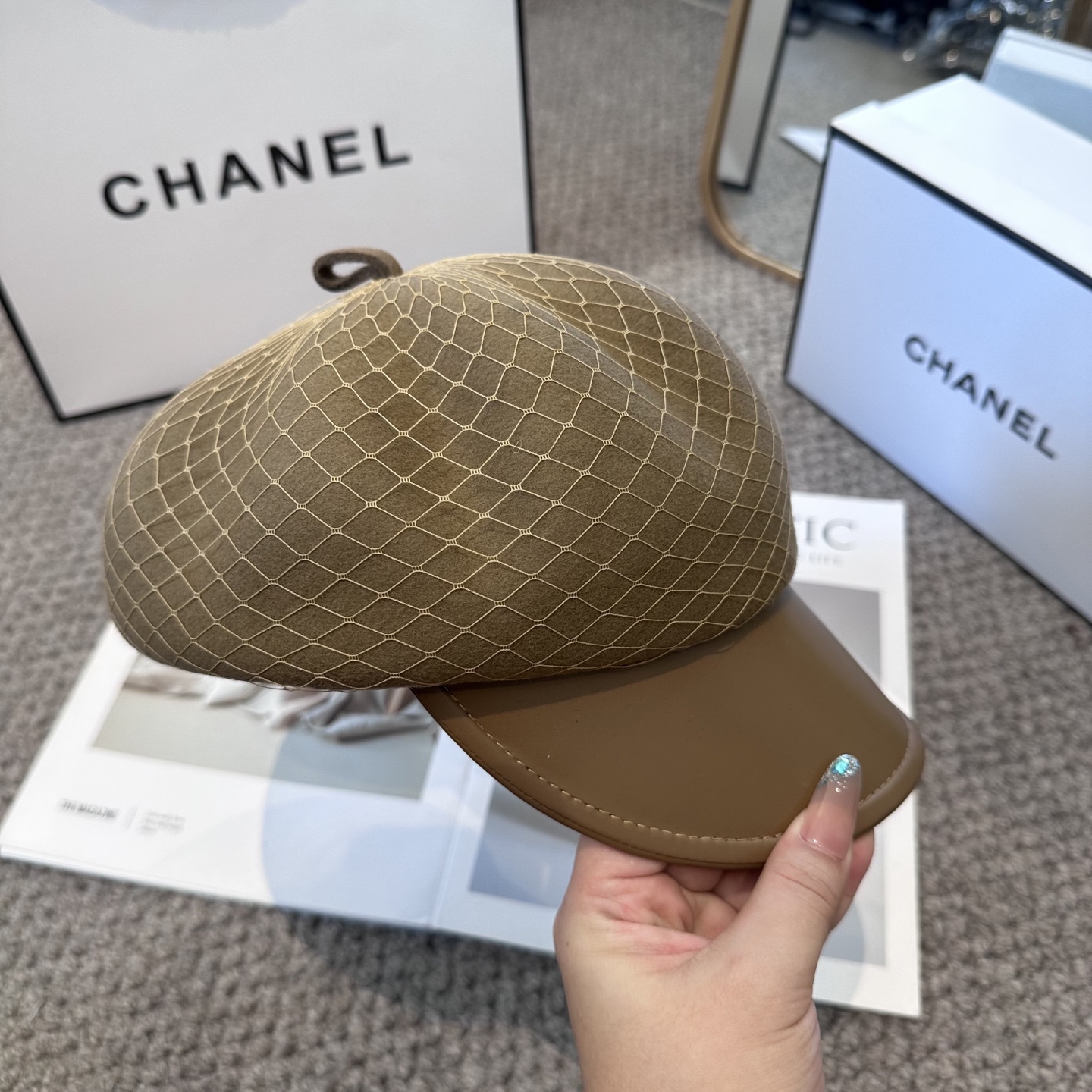  CHANEL 香奈儿 高定新款秋冬款八角帽出货，大牌款超好搭配，赶紧入手！