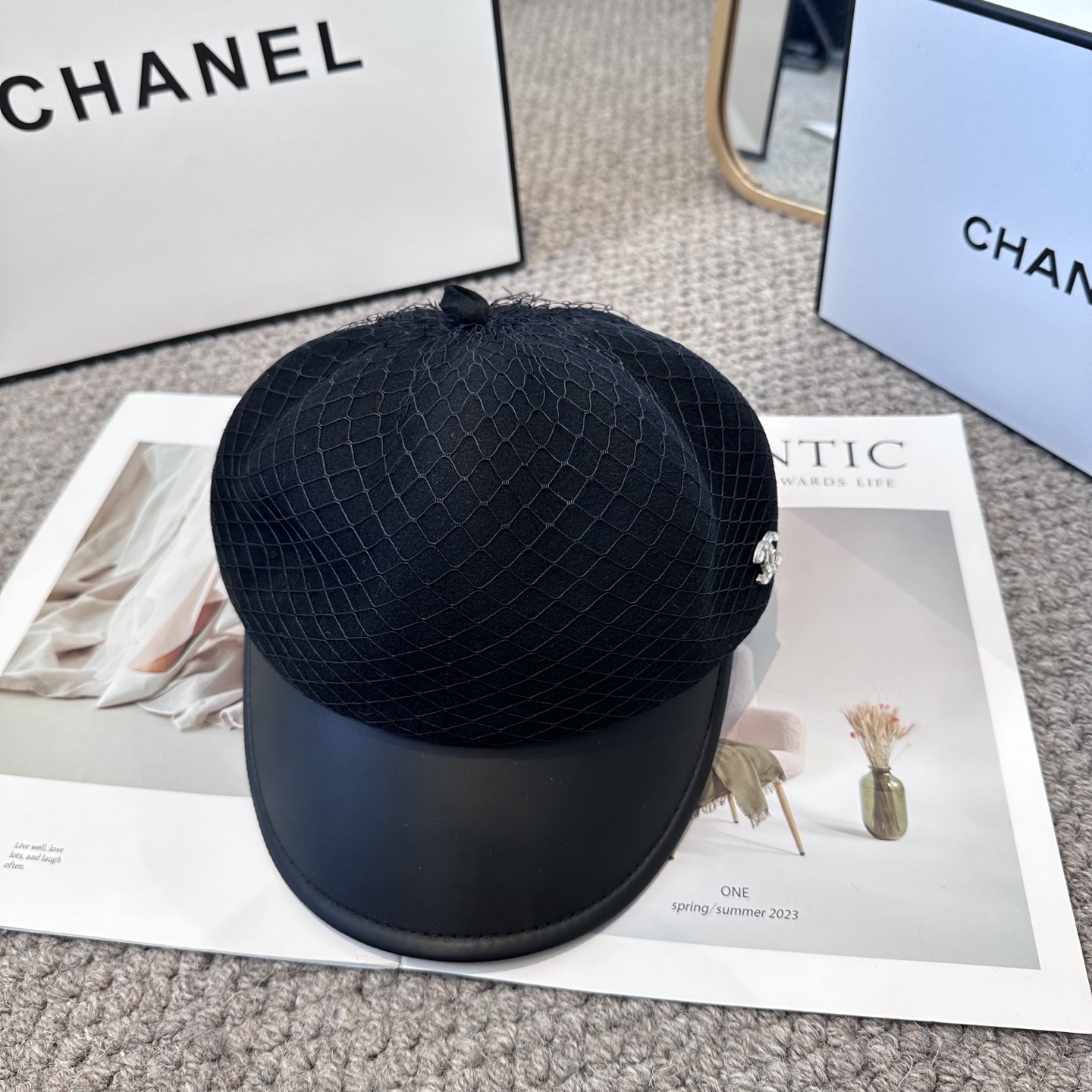  CHANEL 香奈儿 高定新款秋冬款八角帽出货，大牌款超好搭配，赶紧入手！