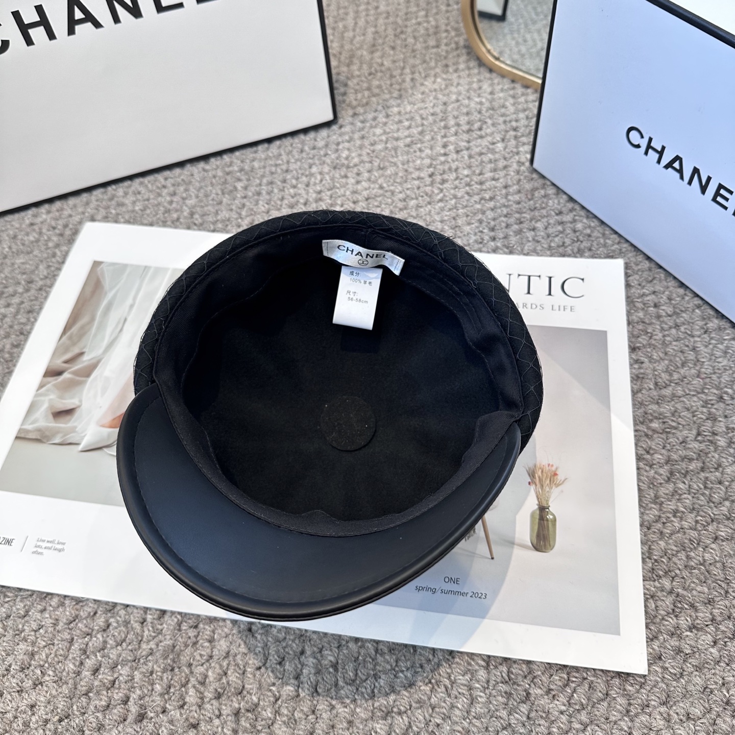  CHANEL 香奈儿 高定新款秋冬款八角帽出货，大牌款超好搭配，赶紧入手！