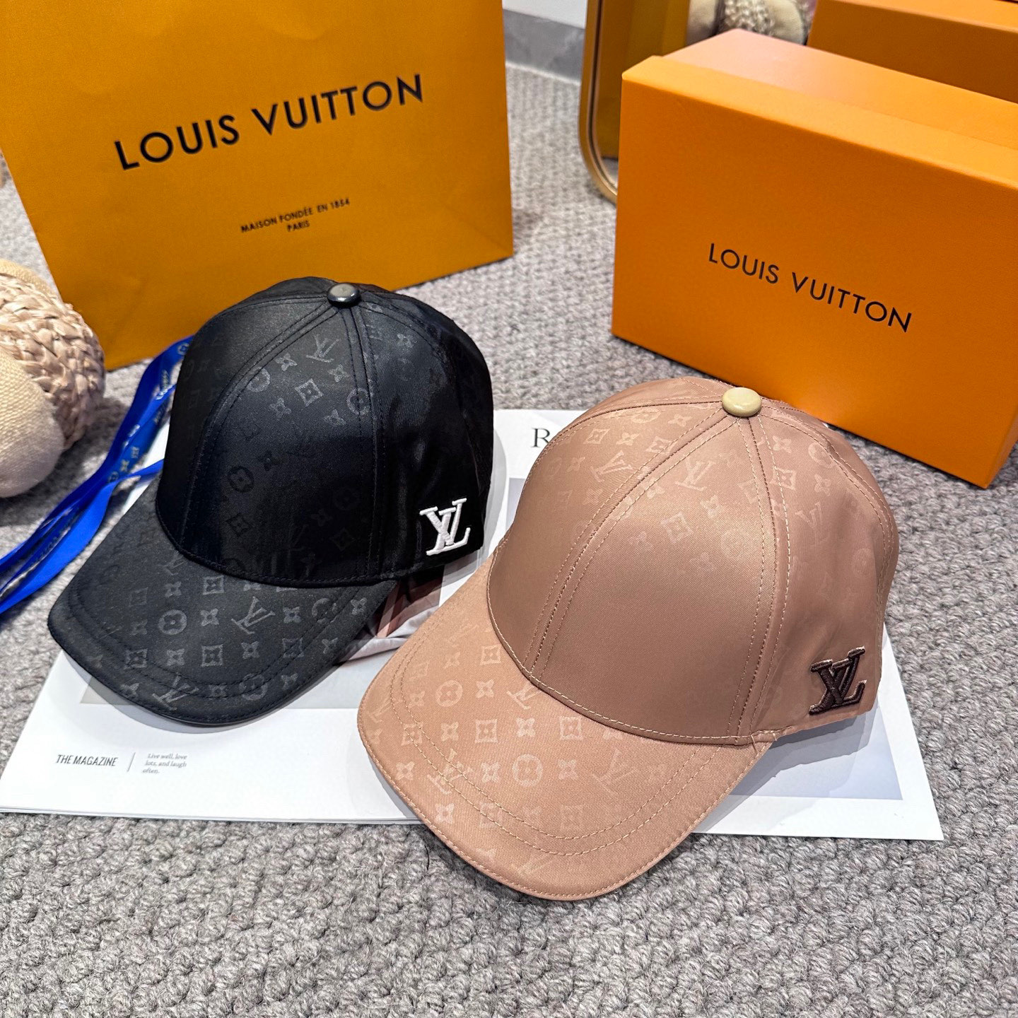 🧢路易威登棒球帽 LouisVuitton😍新款LV棒球帽，重工打造♥️高端大气，百搭款🤗男女通用！