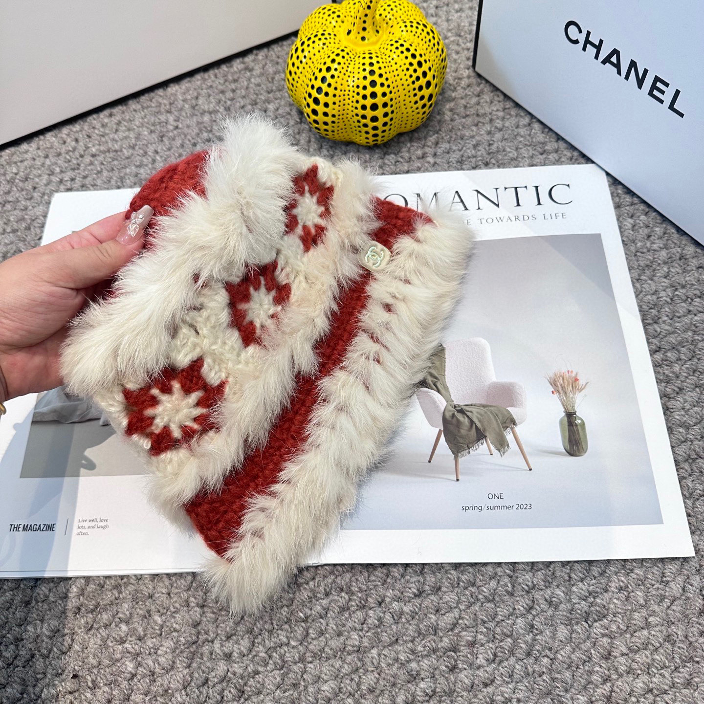  Chanel香奈儿新款 高品质香奈儿秋冬时尚潮品 手感超柔软舒适的针织线帽，弹性极佳！