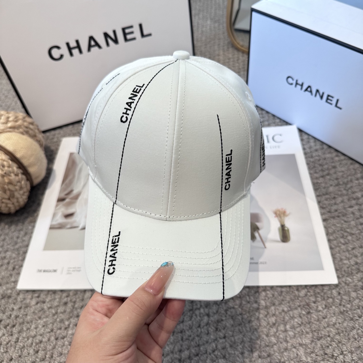 CHANEL香奈儿 新款简约logo棒球帽，新款出货，大牌款超好搭配，赶紧入手！