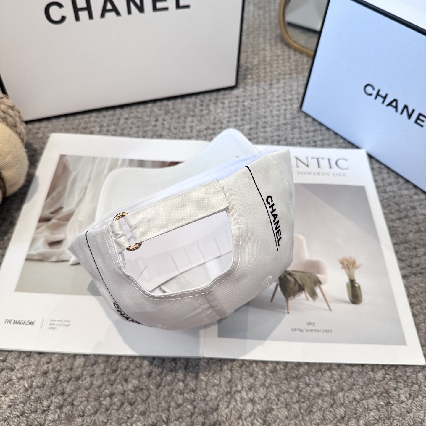 CHANEL香奈儿 新款简约logo棒球帽，新款出货，大牌款超好搭配，赶紧入手！
