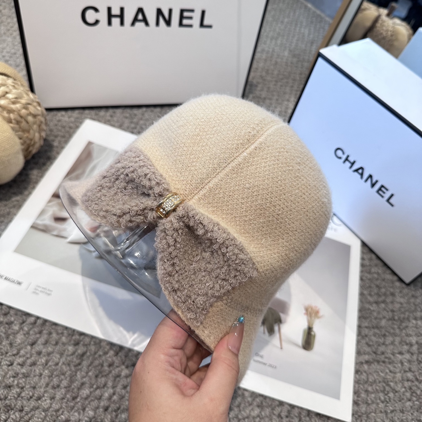 CHANEL 香奈儿 新款秋冬款盆帽渔夫帽 出货，大牌款超好搭配，赶紧入手！