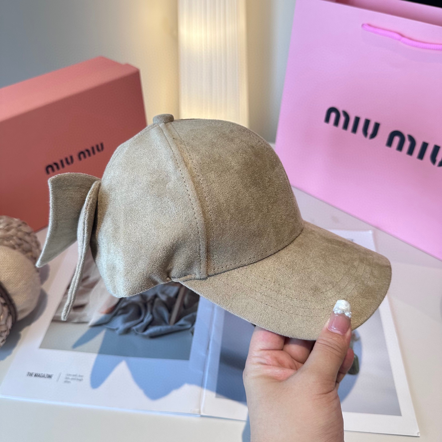  miumiu缪缪 新款绒面 蝴蝶结鸭舌帽，高端定制，百搭时尚精致💍3色