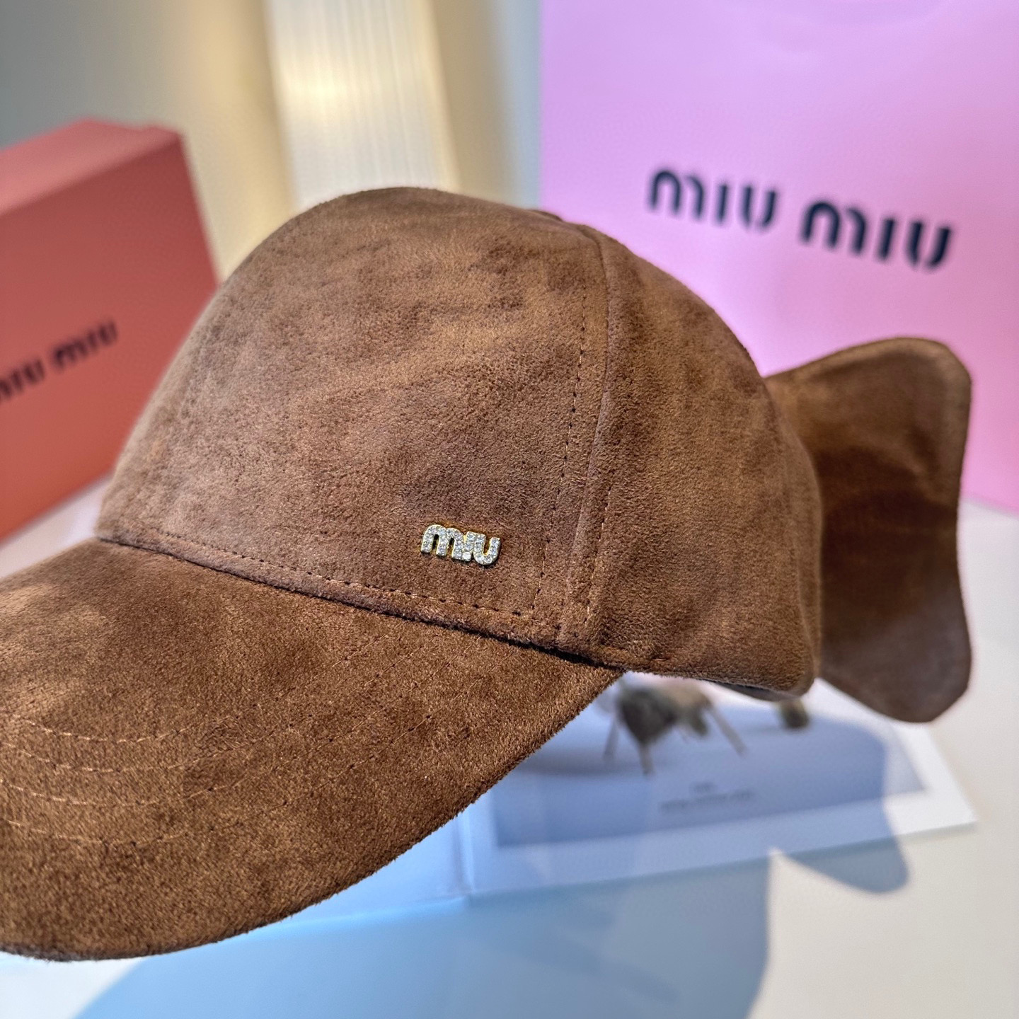  miumiu缪缪 新款绒面 蝴蝶结鸭舌帽，高端定制，百搭时尚精致💍3色