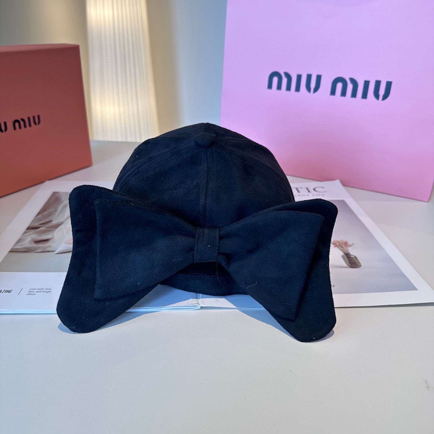  miumiu缪缪 新款绒面 蝴蝶结鸭舌帽，高端定制，百搭时尚精致💍3色