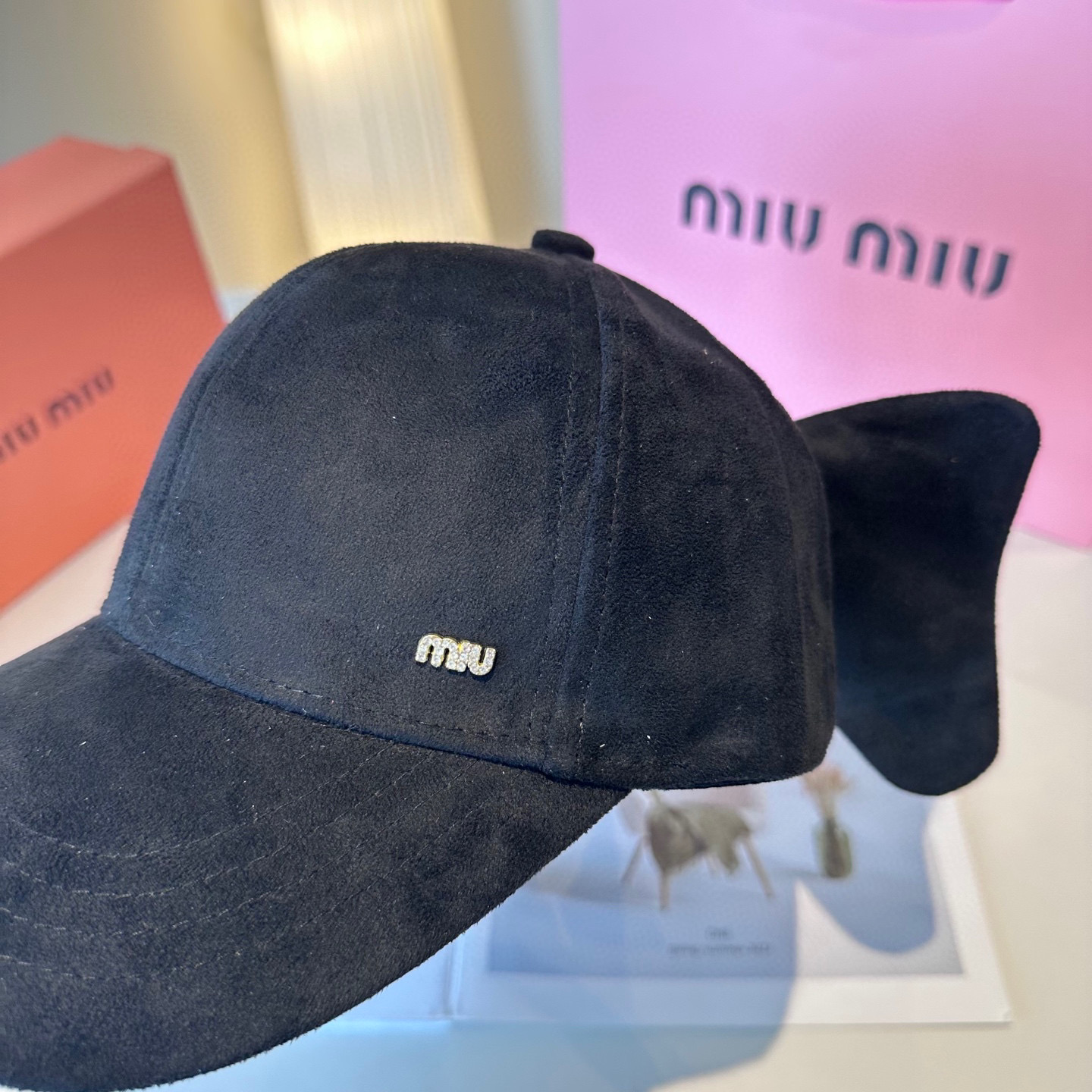  miumiu缪缪 新款绒面 蝴蝶结鸭舌帽，高端定制，百搭时尚精致💍3色