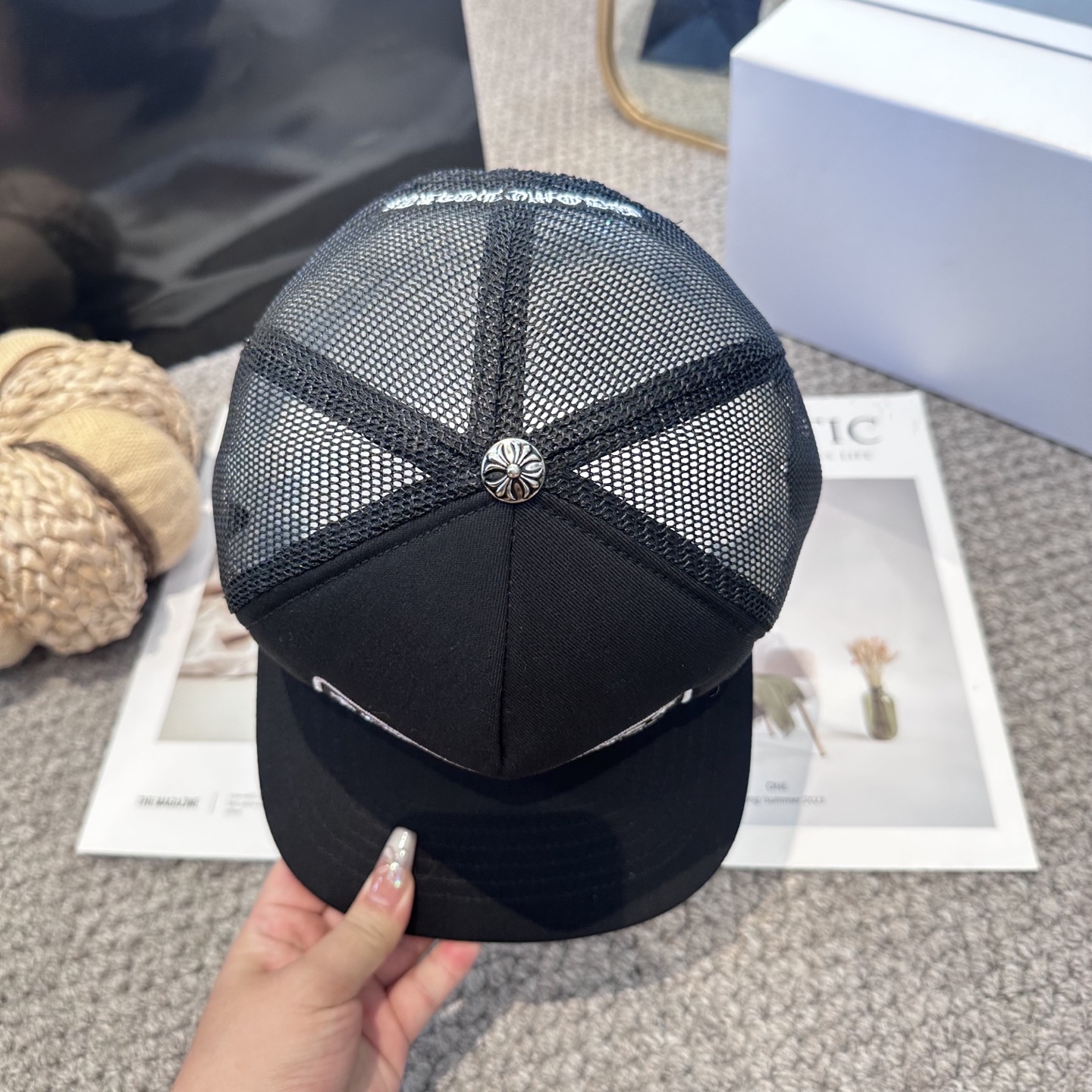 克罗心 经典网帽！专柜同售！真的超级多人在找这个系列的款式～～都是专柜颜色～～超级好看，有型又透气！设计