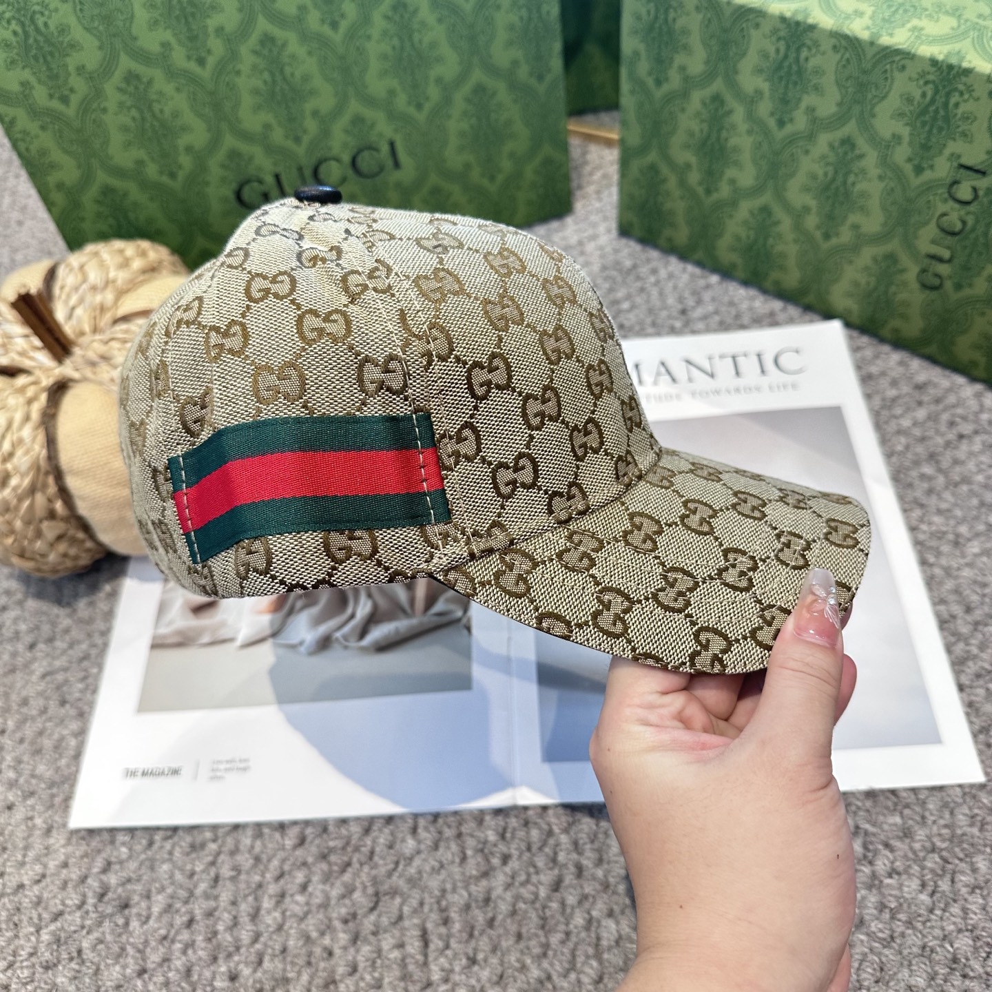 GUCCI古奇棒球帽 2025新款 工艺非常精美 高档大气上档次！低调奢华，方便携带！
