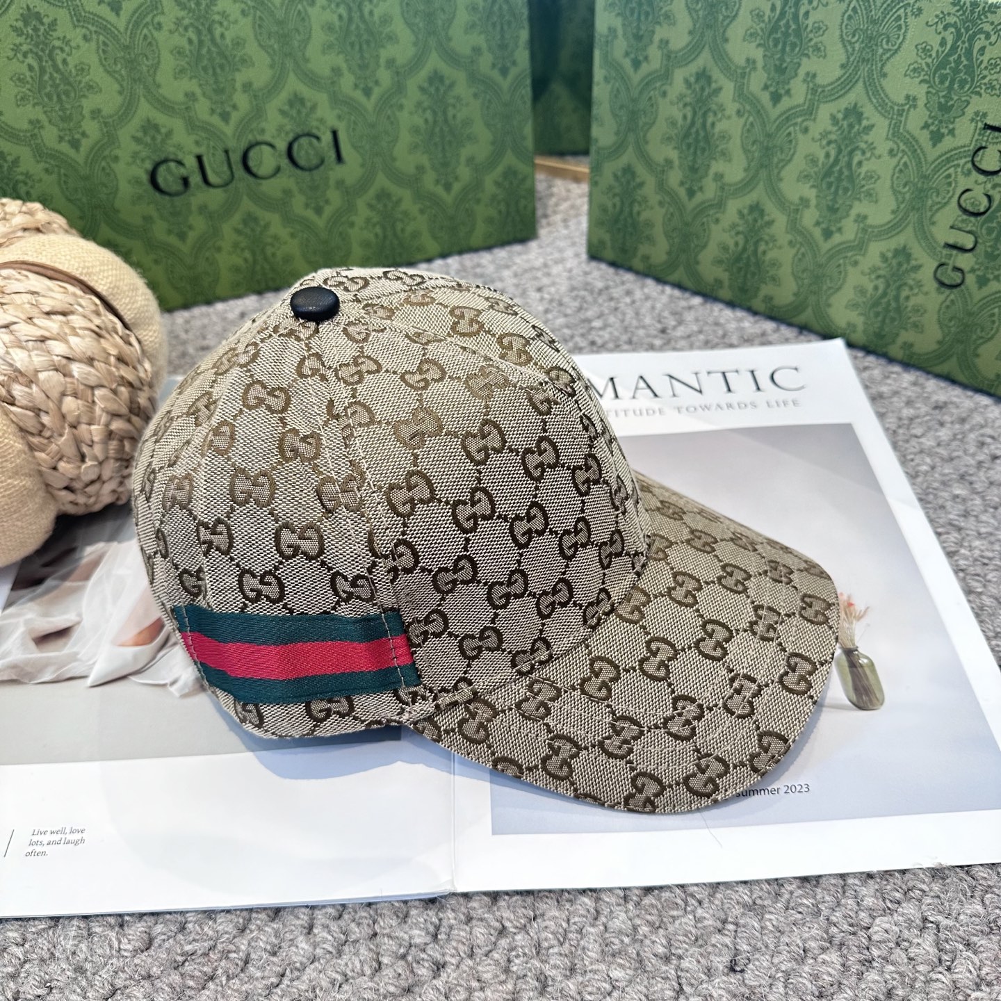 GUCCI古奇棒球帽 2025新款 工艺非常精美 高档大气上档次！低调奢华，方便携带！