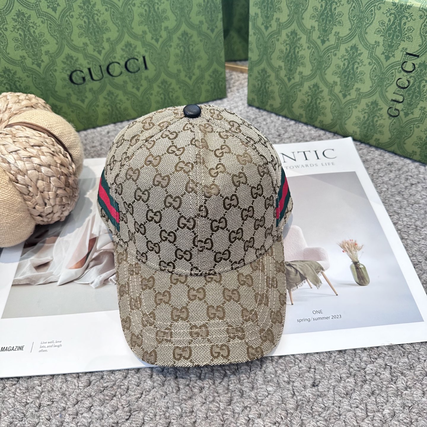 GUCCI古奇棒球帽 2025新款 工艺非常精美 高档大气上档次！低调奢华，方便携带！
