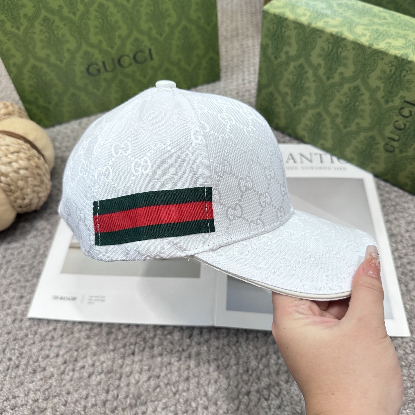 GUCCI古奇棒球帽 2025新款 工艺非常精美 高档大气上档次！低调奢华，方便携带！