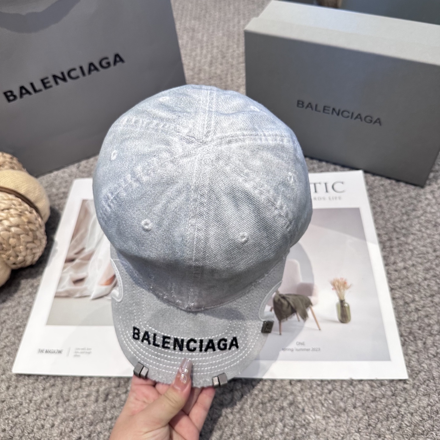 新品Balencia*a 巴黎世家字母新款棒球帽现货秒发🧢简约时尚超级无敌好看的帽子！情侣款！
