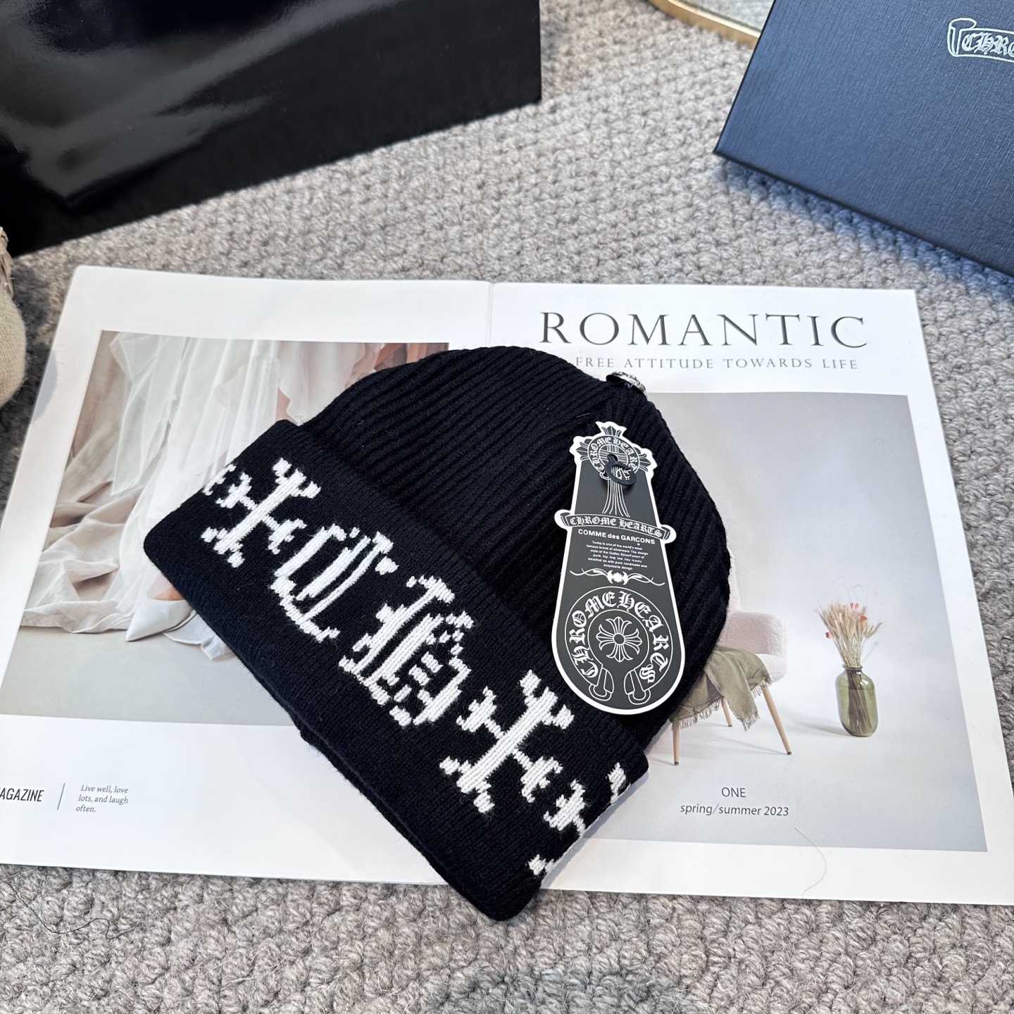 克罗心 秋冬款羊毛针织毛线帽这款必定是极简主义的最爱干净，利索，时尚百搭，绝对不挑脸型！属于时尚经典的万