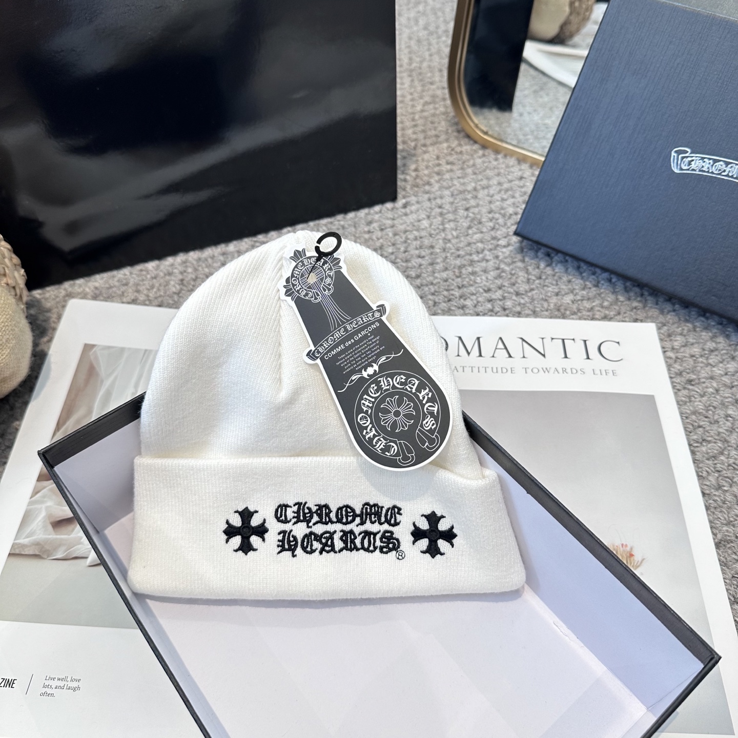 克罗心 秋冬款羊毛针织毛线帽这款必定是极简主义的最爱干净，利索，时尚百搭，绝对不挑脸型！属于时尚经典的万