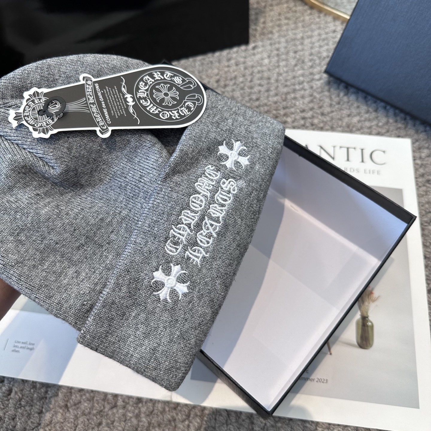 克罗心 秋冬款羊毛针织毛线帽这款必定是极简主义的最爱干净，利索，时尚百搭，绝对不挑脸型！属于时尚经典的万