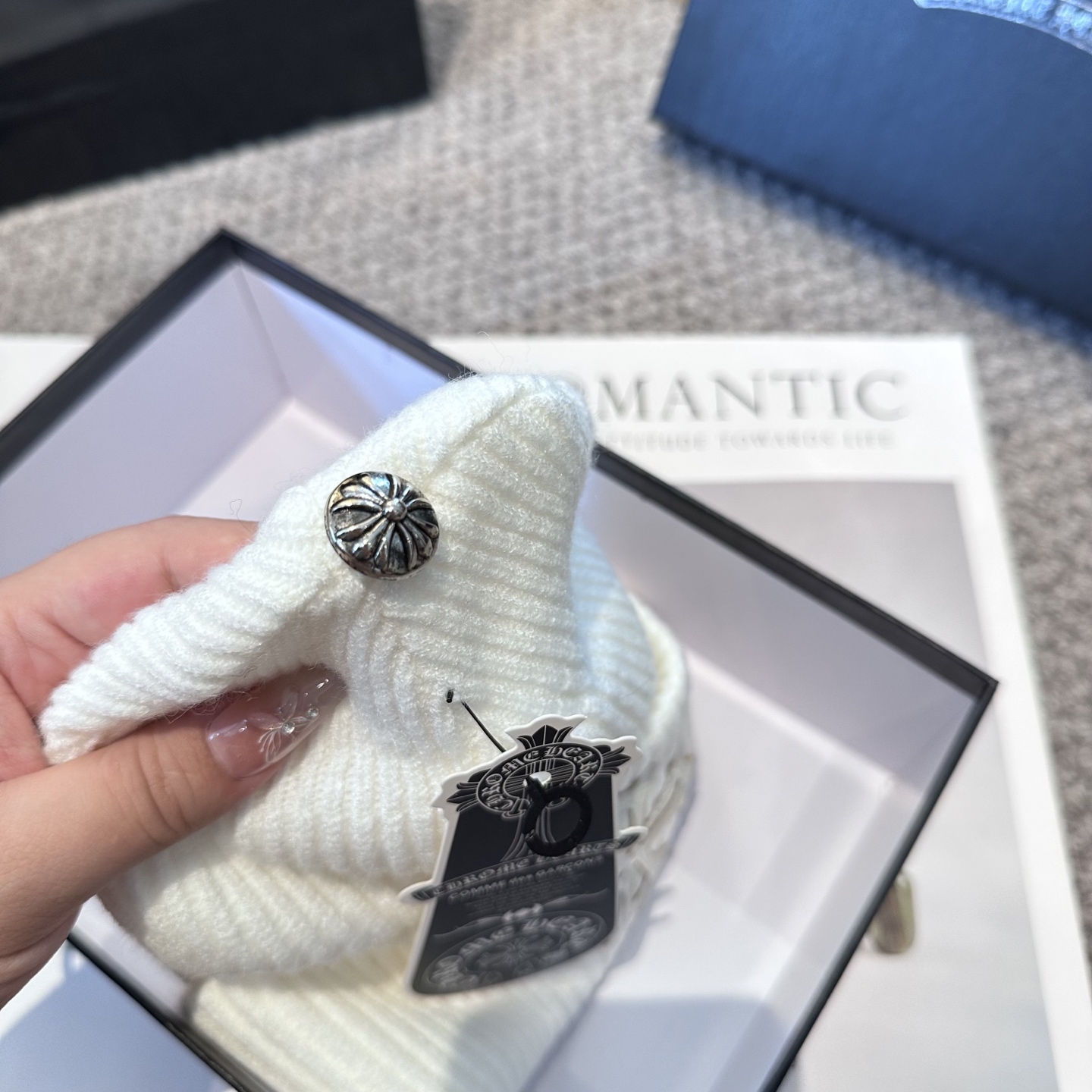 克罗心 秋冬款羊毛针织毛线帽这款必定是极简主义的最爱干净，利索，时尚百搭，绝对不挑脸型！属于时尚经典的万