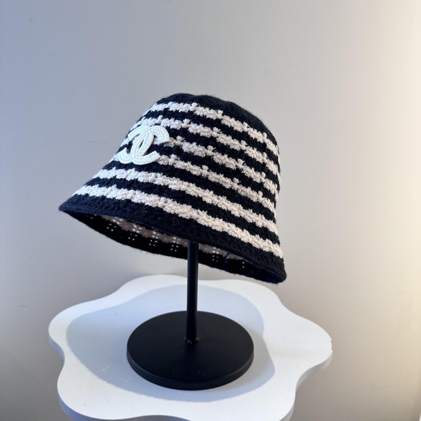 CHANEL 简约新款针织渔夫帽 秋冬必入，很百搭～