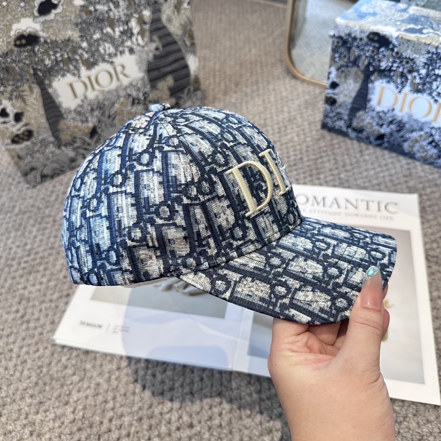 P68 DIOR迪奥 老花
官网同步新款发布 D家棒球帽🧢超级火爆