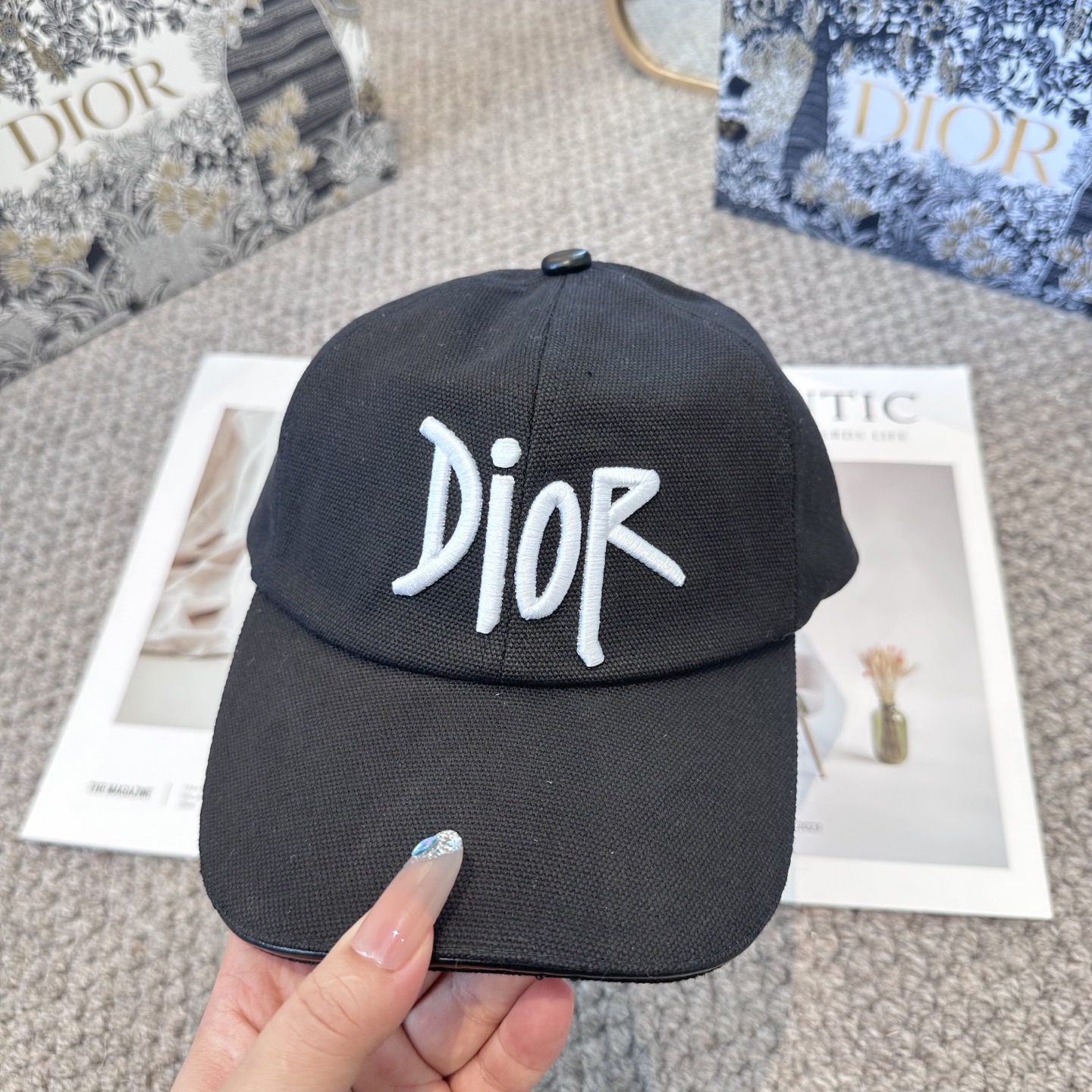 DIOR迪奥 官网同步新款发布 D家棒球帽🧢超级火爆