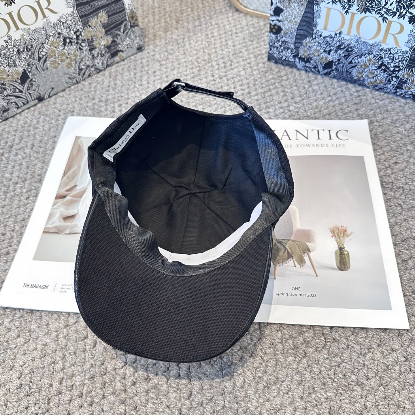 DIOR迪奥 官网同步新款发布 D家棒球帽🧢超级火爆