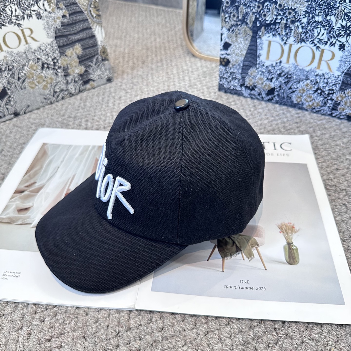 DIOR迪奥 官网同步新款发布 D家棒球帽🧢超级火爆