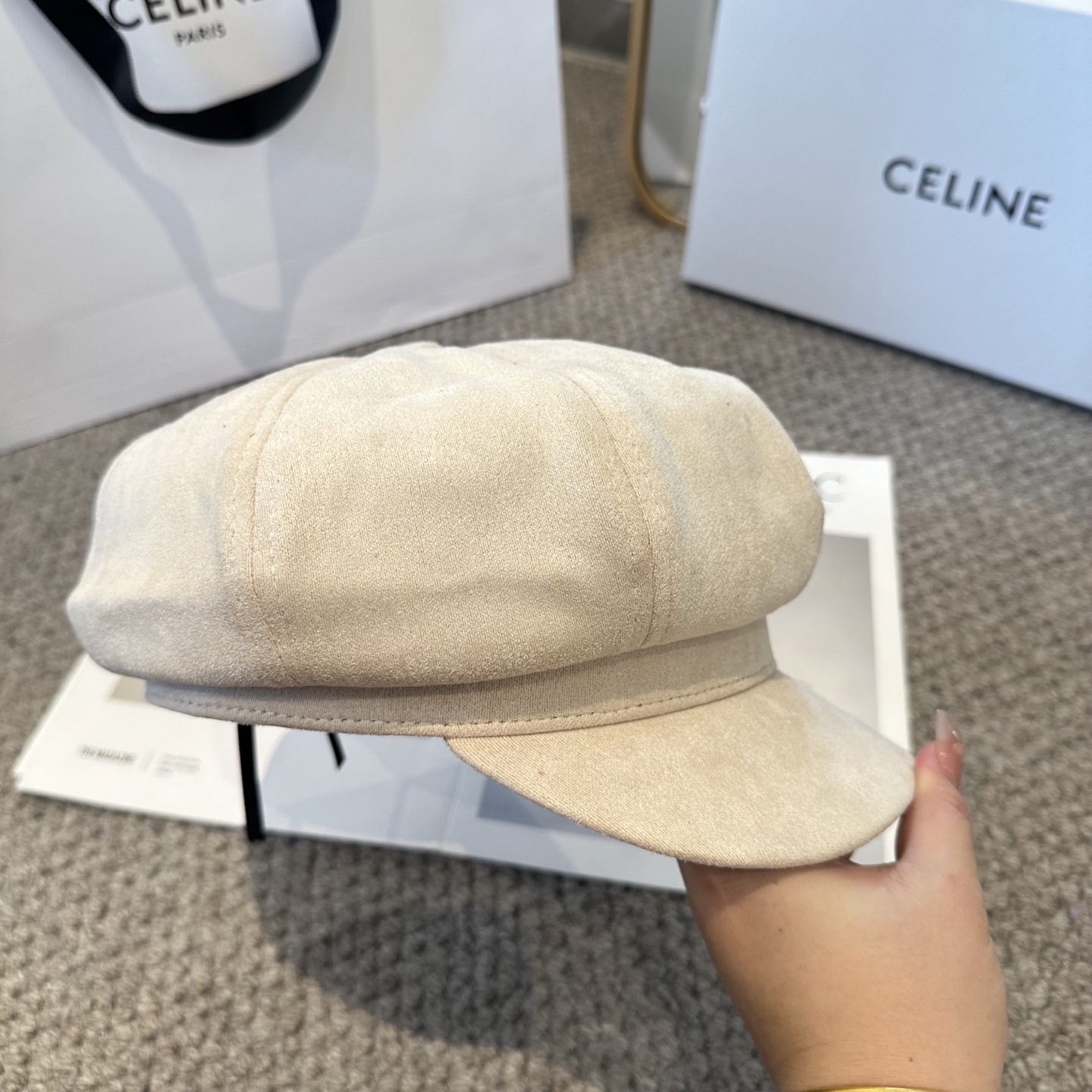 赛琳 新款八角帽。高级十感足！简约尚时风，高质品，尊享品质感！