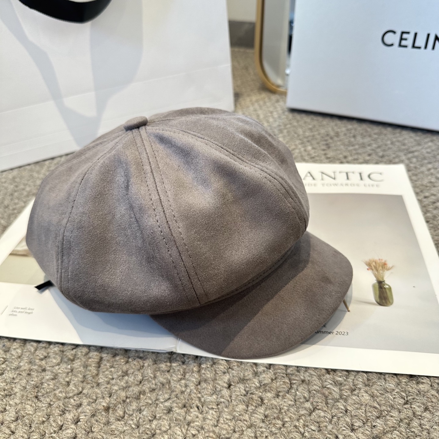 赛琳 新款八角帽。高级十感足！简约尚时风，高质品，尊享品质感！