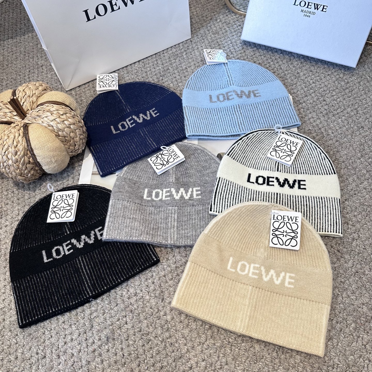 LOEWE罗意威秋冬新款毛线帽，时尚大牌 男女款通用款