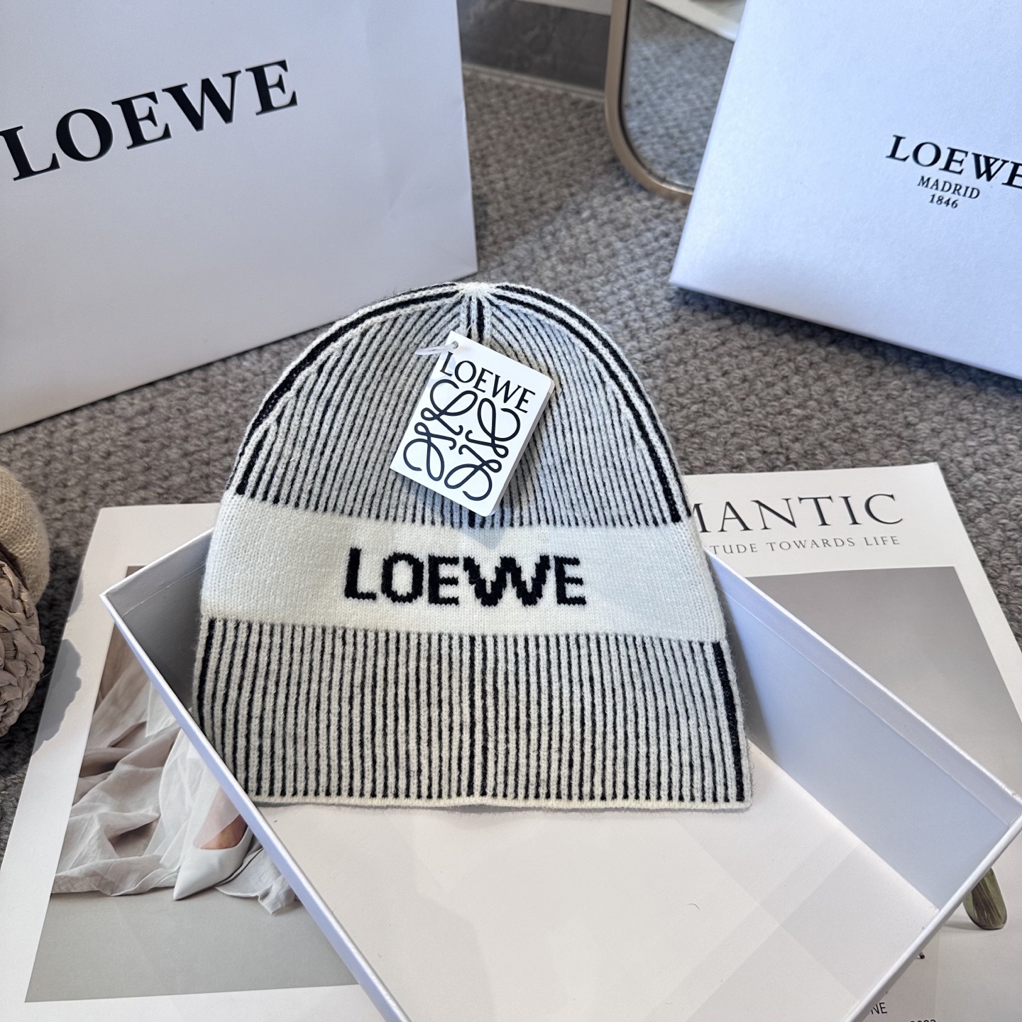LOEWE罗意威秋冬新款毛线帽，时尚大牌 男女款通用款
