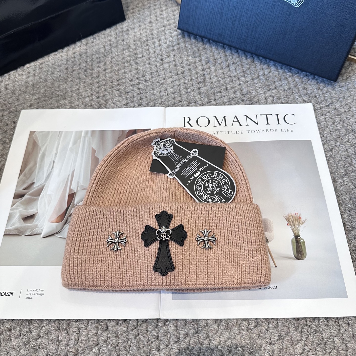 克罗心 秋冬款羊毛针织毛线帽这款必定是极简主义的最爱干净，利索，时尚百搭，绝对不挑脸型！属于时尚经典的万