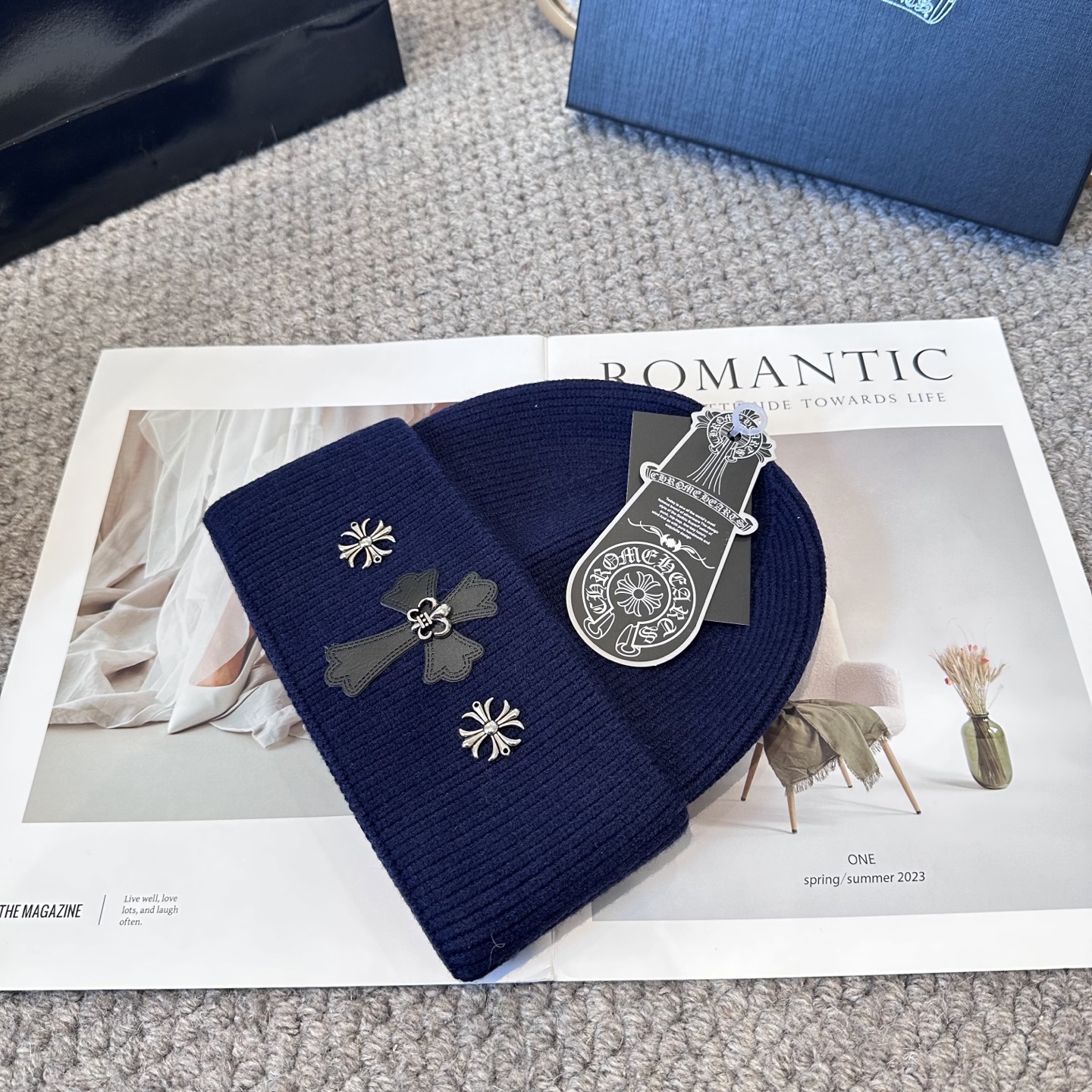 克罗心 秋冬款羊毛针织毛线帽这款必定是极简主义的最爱干净，利索，时尚百搭，绝对不挑脸型！属于时尚经典的万