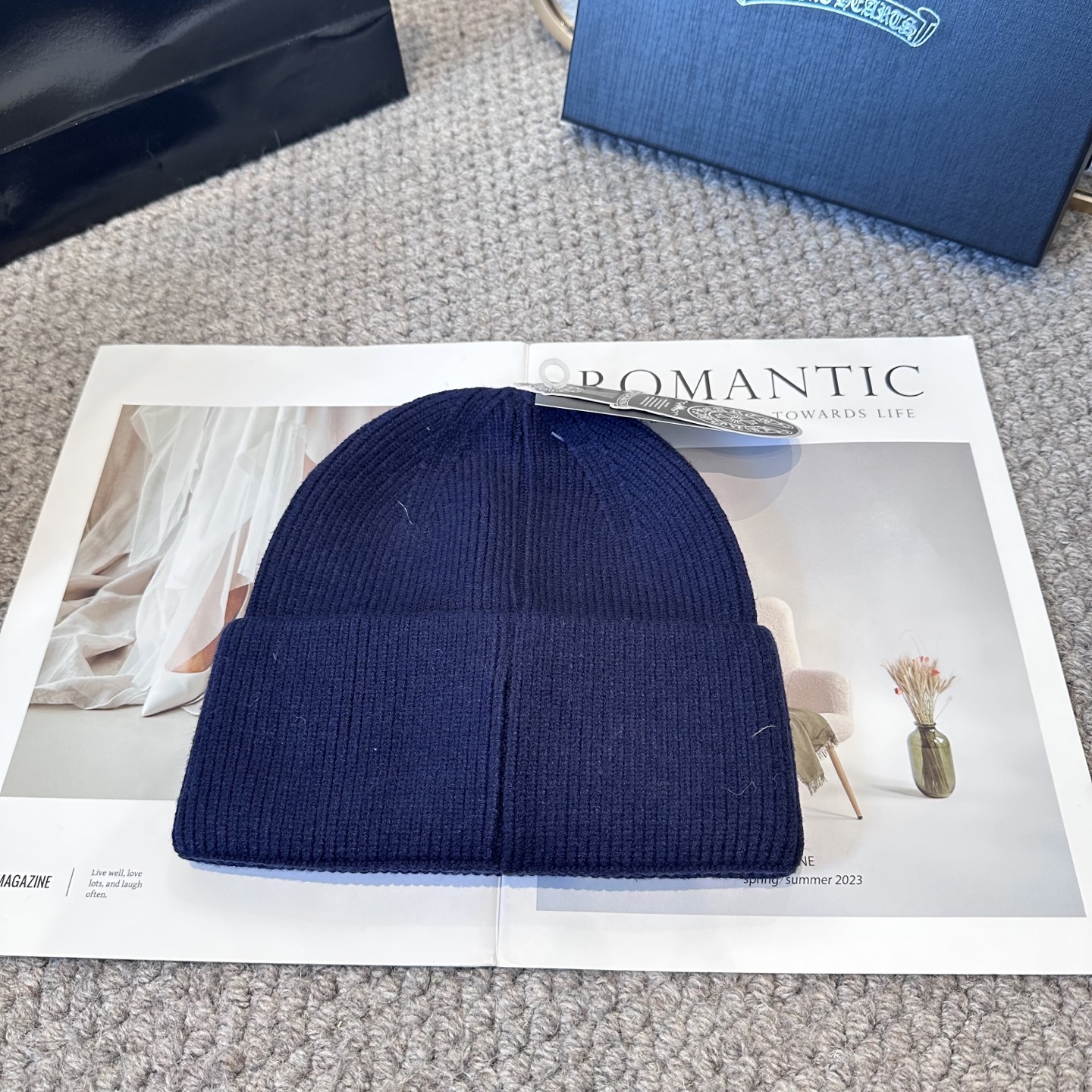 克罗心 秋冬款羊毛针织毛线帽这款必定是极简主义的最爱干净，利索，时尚百搭，绝对不挑脸型！属于时尚经典的万