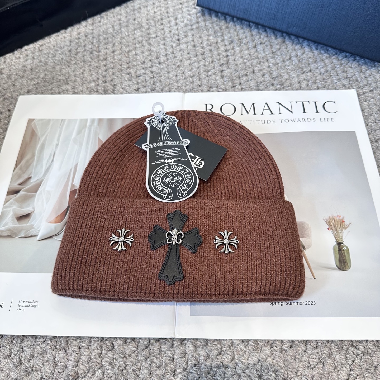 克罗心 秋冬款羊毛针织毛线帽这款必定是极简主义的最爱干净，利索，时尚百搭，绝对不挑脸型！属于时尚经典的万