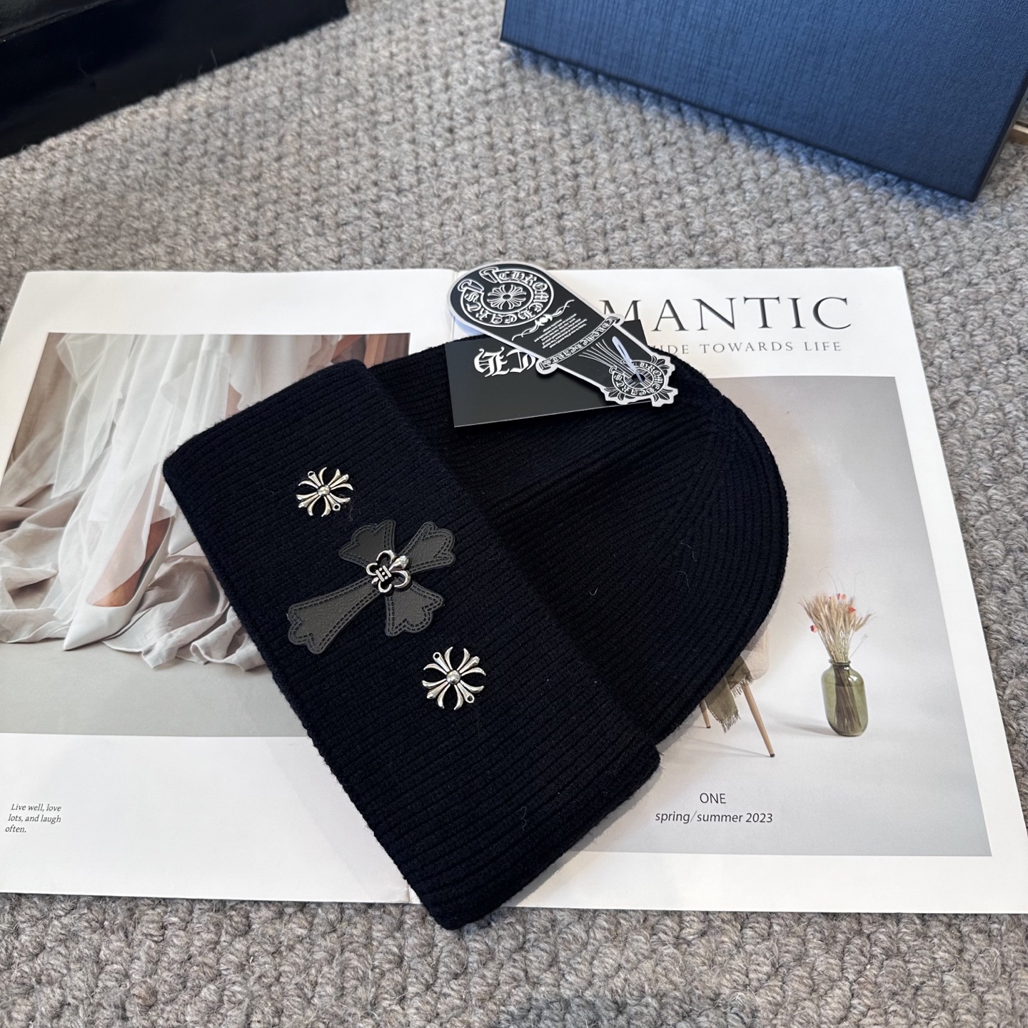 克罗心 秋冬款羊毛针织毛线帽这款必定是极简主义的最爱干净，利索，时尚百搭，绝对不挑脸型！属于时尚经典的万