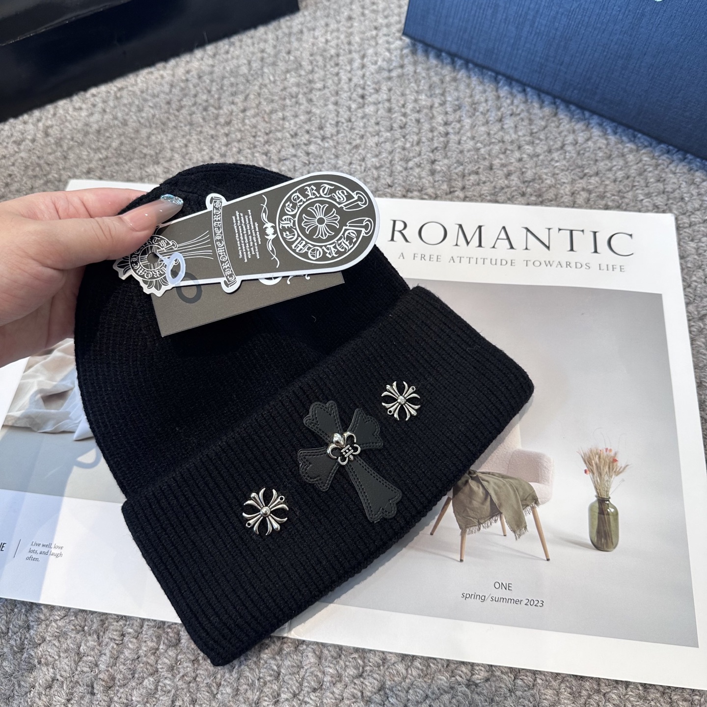 克罗心 秋冬款羊毛针织毛线帽这款必定是极简主义的最爱干净，利索，时尚百搭，绝对不挑脸型！属于时尚经典的万