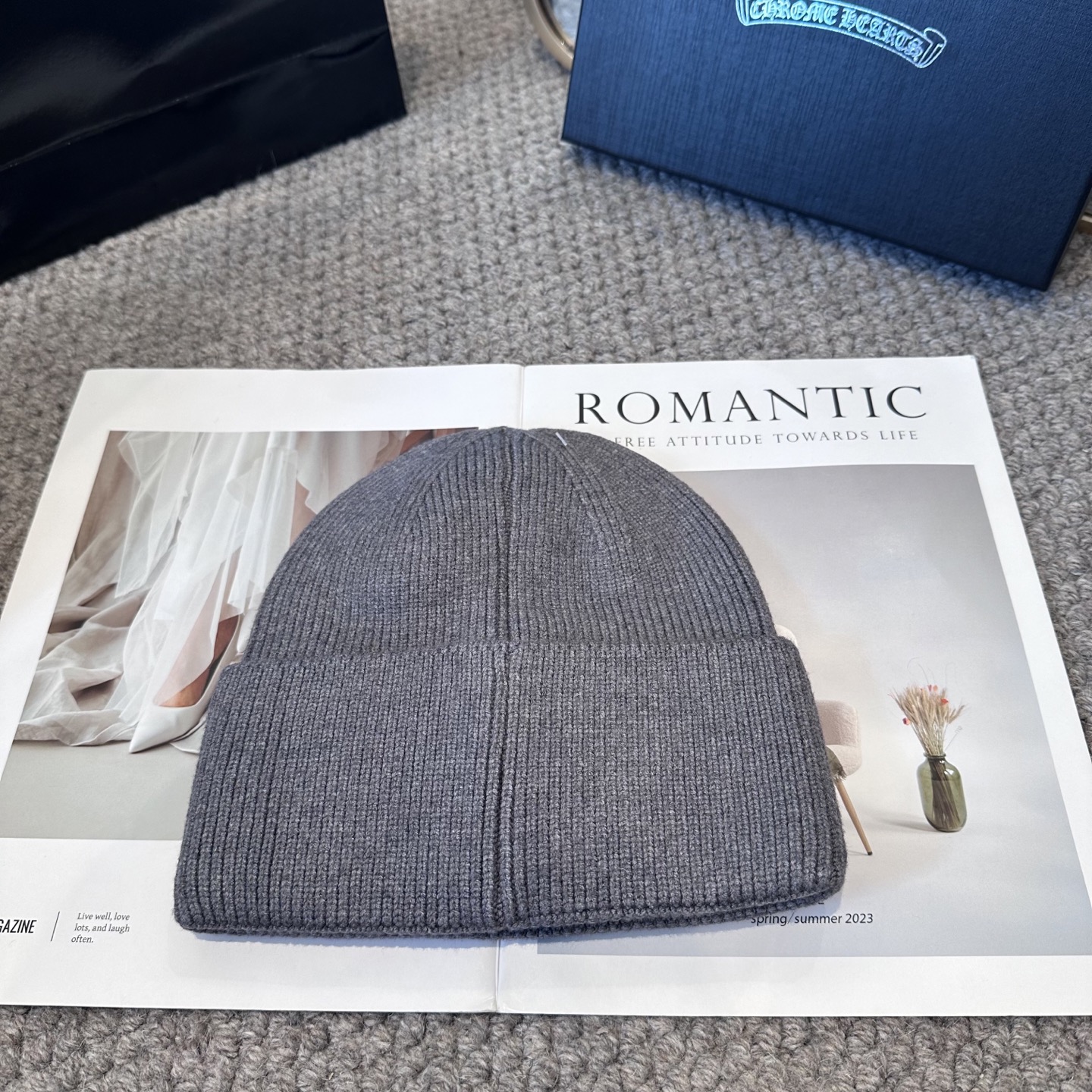 克罗心 秋冬款羊毛针织毛线帽这款必定是极简主义的最爱干净，利索，时尚百搭，绝对不挑脸型！属于时尚经典的万