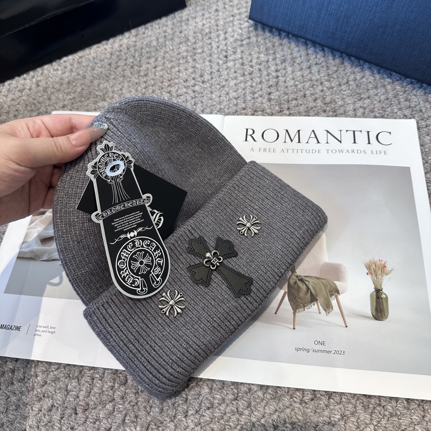 克罗心 秋冬款羊毛针织毛线帽这款必定是极简主义的最爱干净，利索，时尚百搭，绝对不挑脸型！属于时尚经典的万