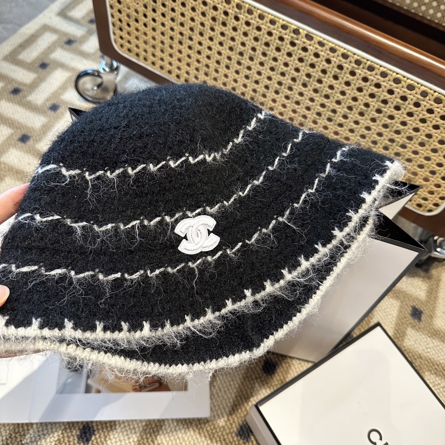 CHANEL香奈儿 新款 秋冬羊毛混纺针织水桶帽