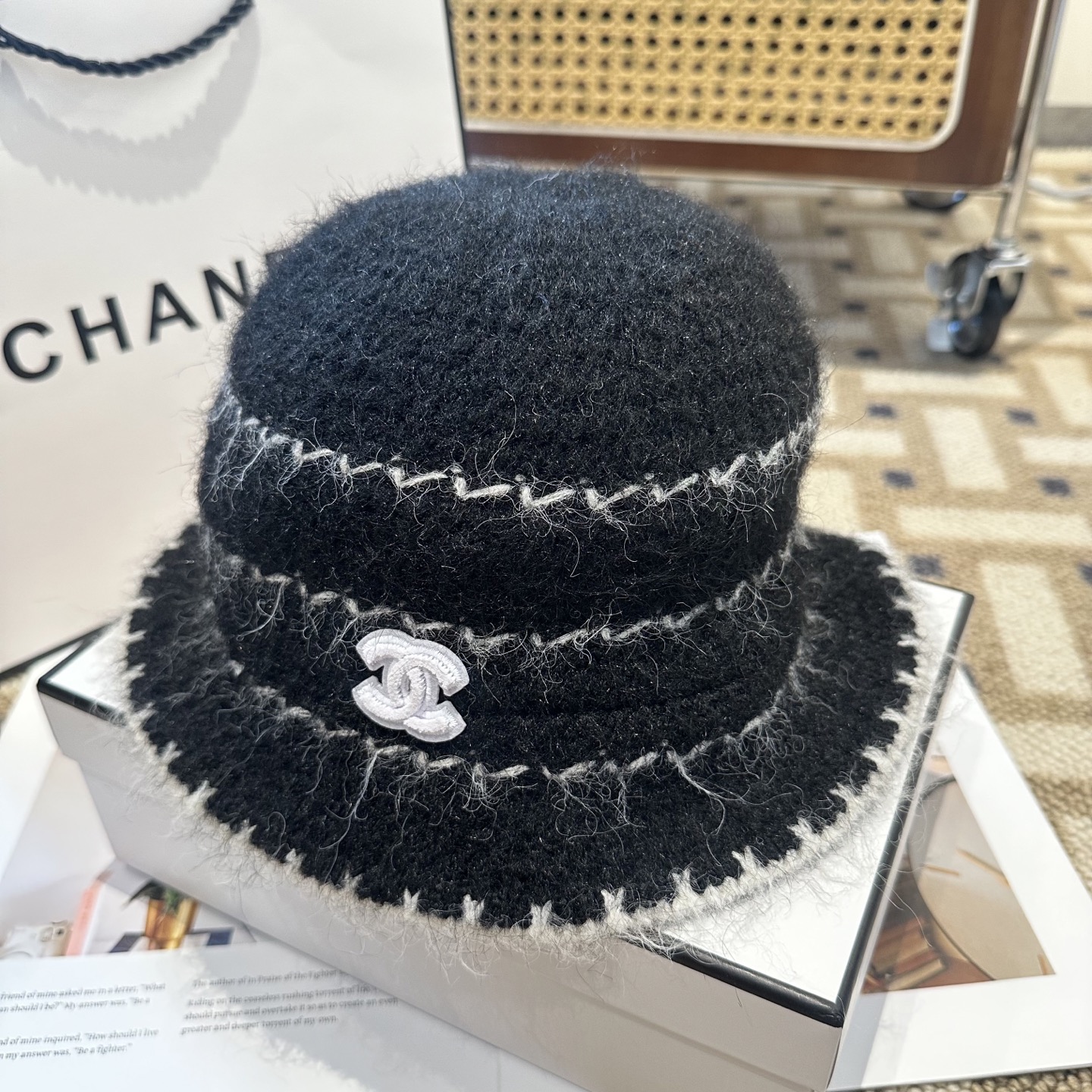 CHANEL香奈儿 新款 秋冬羊毛混纺针织水桶帽