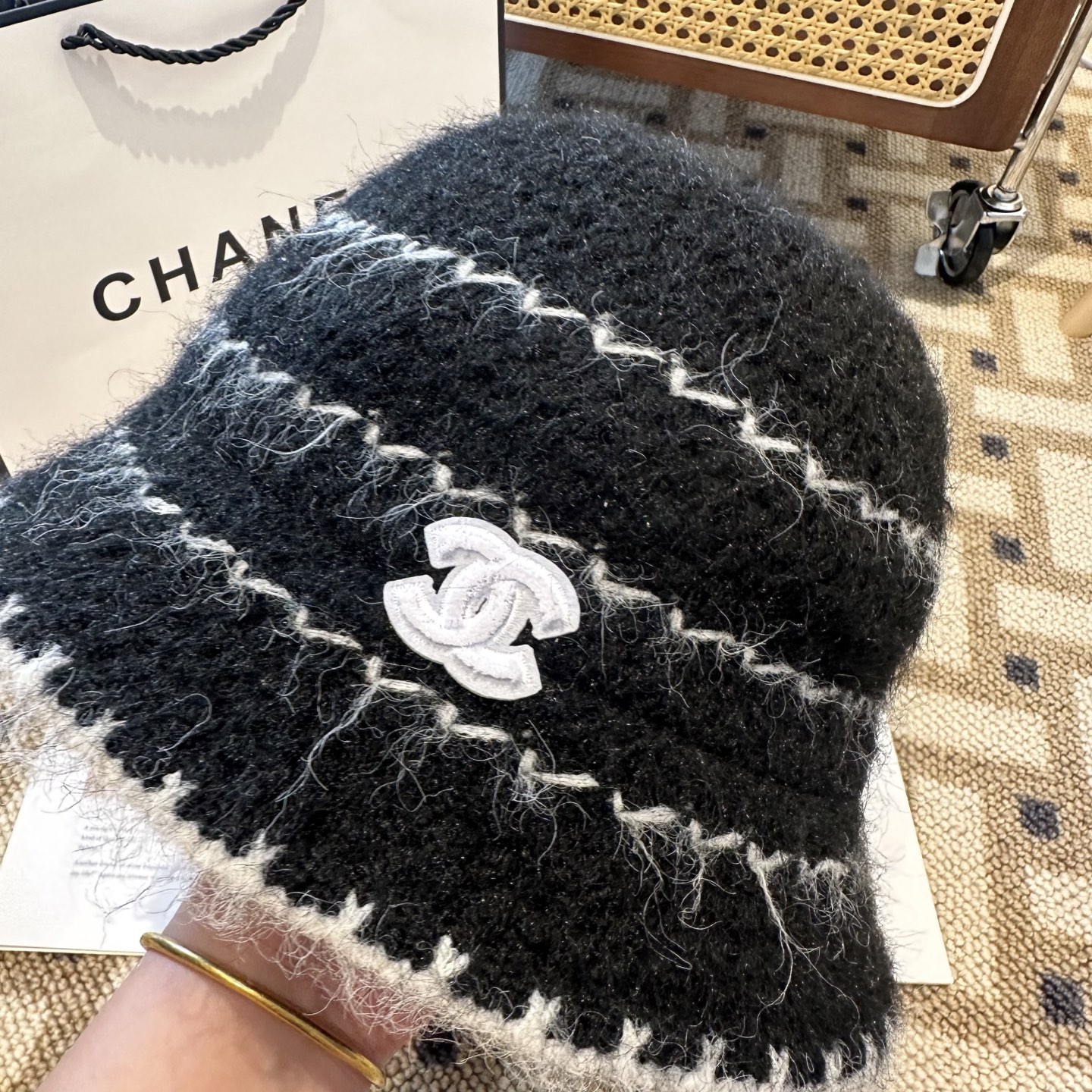 CHANEL香奈儿 新款 秋冬羊毛混纺针织水桶帽